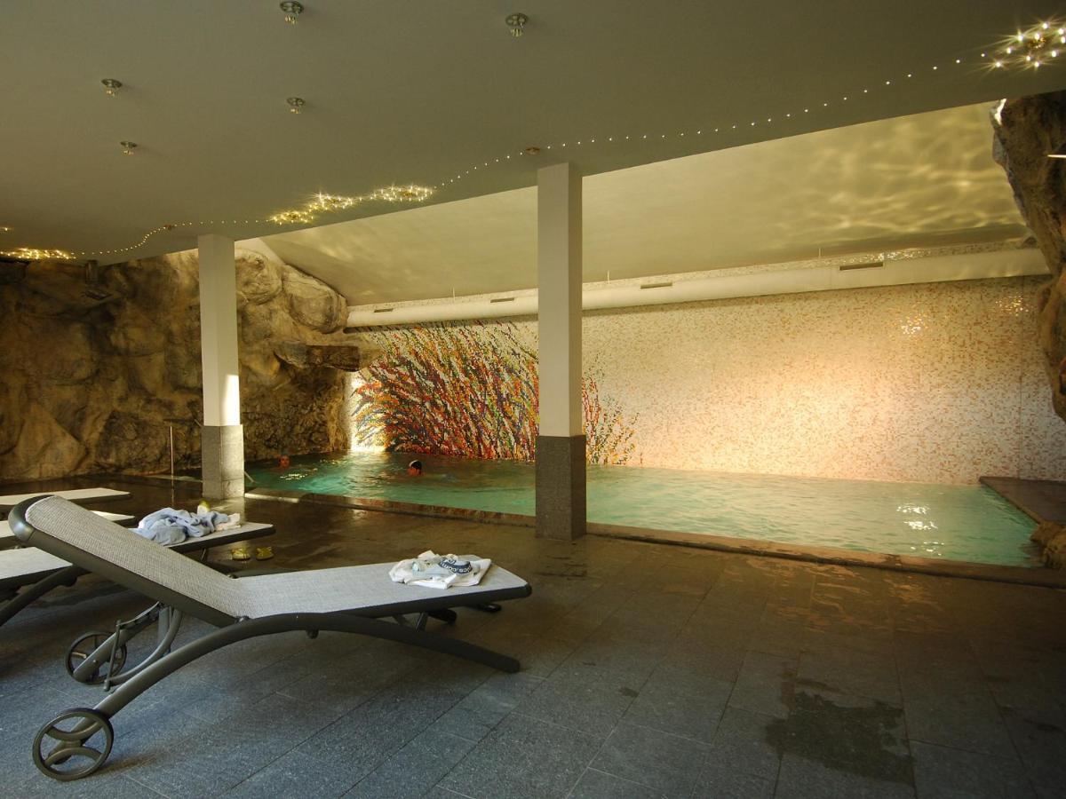 Hotel Antares เซลวาดีวัลการ์เดนา ภายนอก รูปภาพ